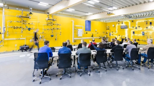 s5c7792 c2409webp 520x292